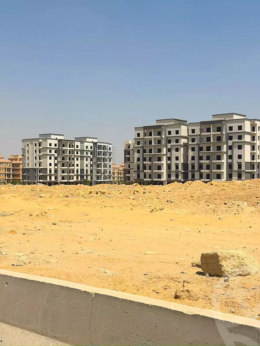 https://aqarmap.com.eg/ar/listing/7115373-for-sale-cairo-el-shorouk-compounds-mayan-compound-stm