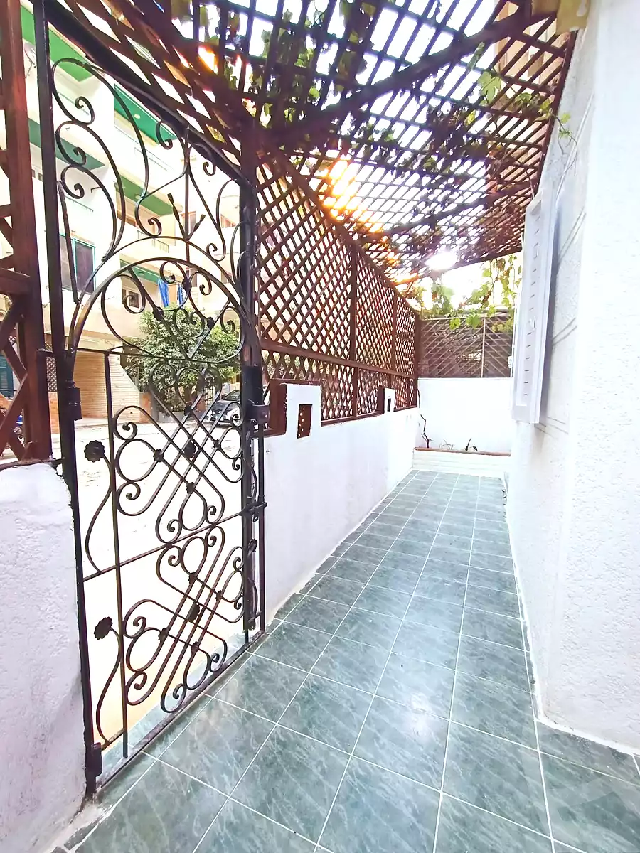 https://aqarmap.com.eg/ar/listing/7115517-for-sale-alexandria-al-agamy-shataa-el-nakheel