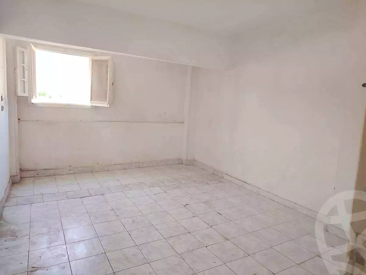 https://aqarmap.com.eg/ar/listing/7115624-for-sale-cairo-15th-of-may-mjwr-25
