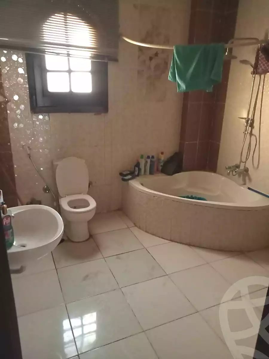 https://aqarmap.com.eg/ar/listing/7115649-for-sale-cairo-new-cairo-ganob-el-akadamiya-south-academy-z