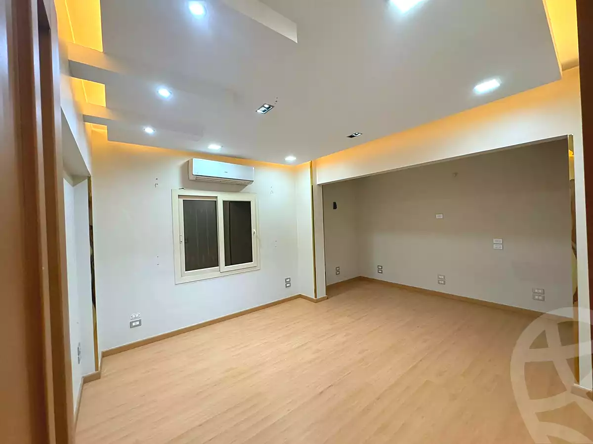 https://aqarmap.com.eg/ar/listing/7115664-for-sale-cairo-new-cairo-ganob-el-akadamiya-south-academy-z