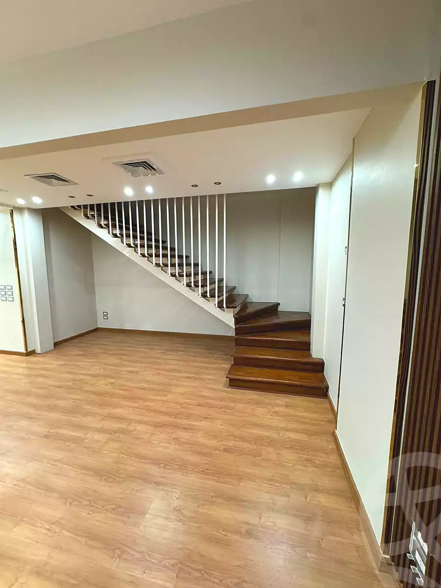 https://aqarmap.com.eg/ar/listing/7115664-for-sale-cairo-new-cairo-ganob-el-akadamiya-south-academy-z
