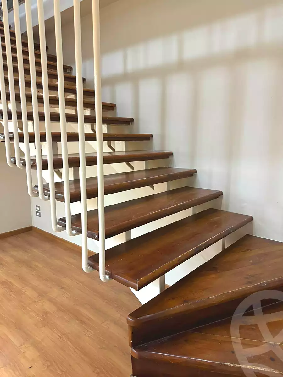 https://aqarmap.com.eg/ar/listing/7115664-for-sale-cairo-new-cairo-ganob-el-akadamiya-south-academy-z