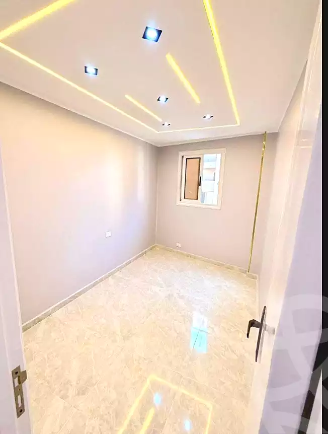 https://aqarmap.com.eg/en/listing/7115754-for-sale-alexandria-el-asafra-shr-45