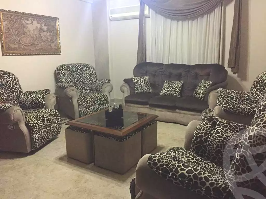https://aqarmap.com.eg/ar/listing/7115835-for-sale-cairo-new-cairo-ganob-el-akadamiya-south-academy-d-khaled-ibn-el-waleed-st