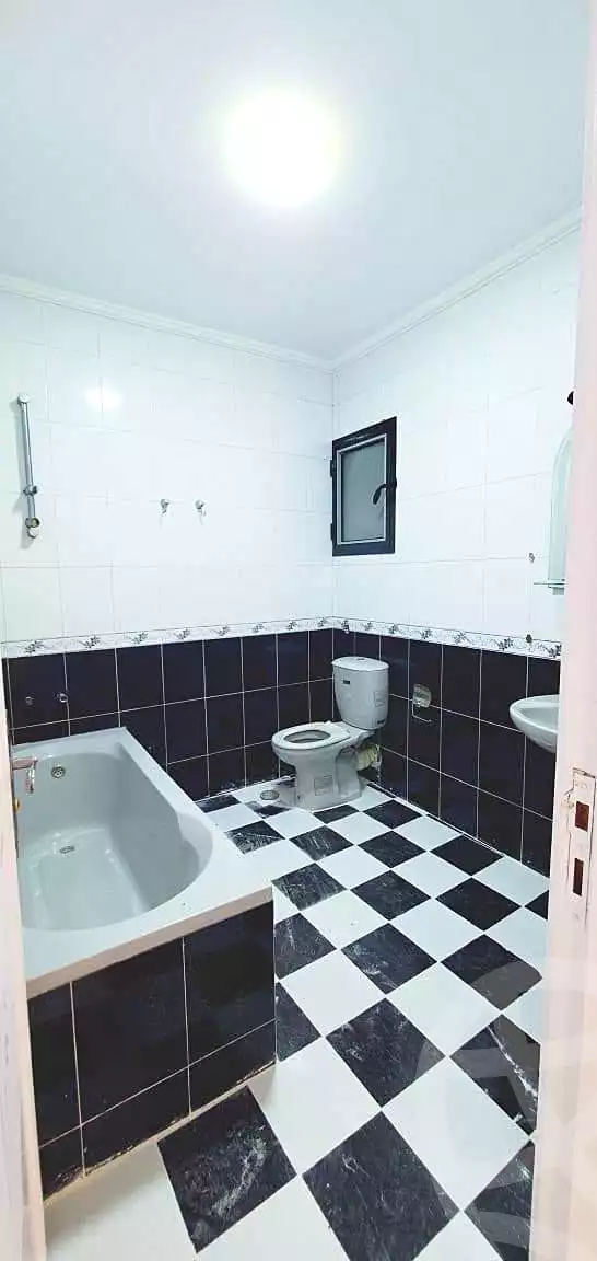 https://aqarmap.com.eg/en/listing/7115872-for-sale-alexandria-al-agamy-shataa-el-nakheel