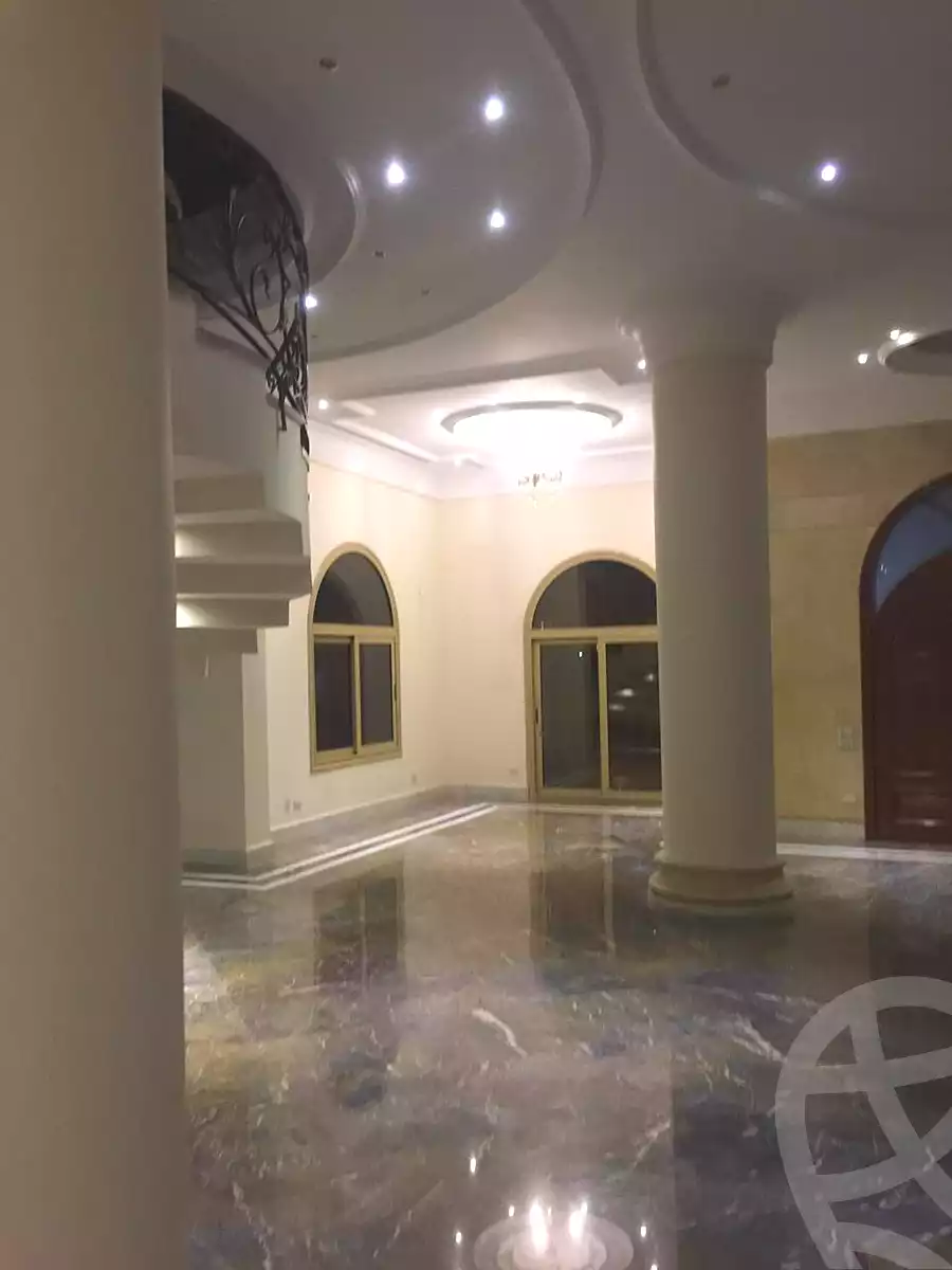 https://aqarmap.com.eg/ar/listing/7115868-for-sale-cairo-new-cairo-ganob-el-akadamiya-south-academy-g-sedki-suliman-st