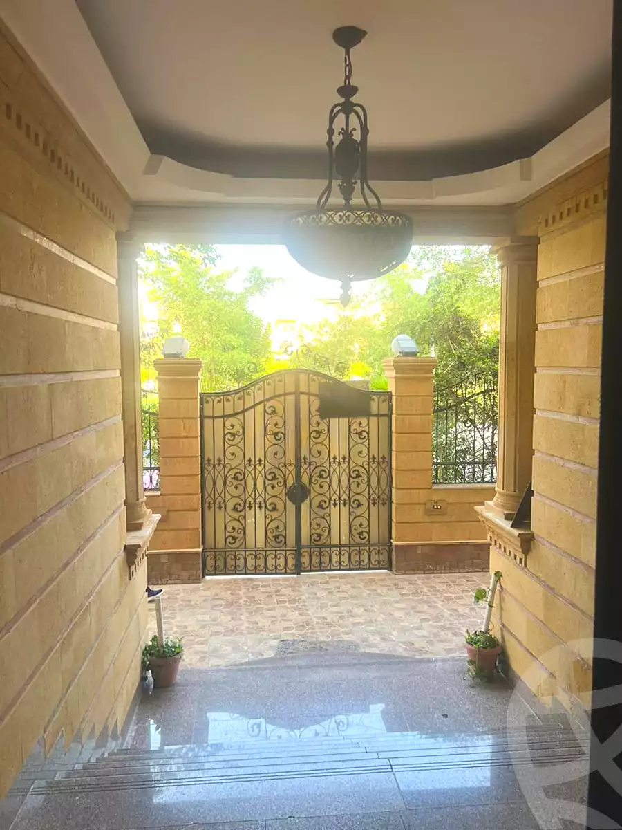 https://aqarmap.com.eg/ar/listing/7115878-for-sale-cairo-new-cairo-ganob-el-akadamiya-south-academy-b-taha-hussein-st