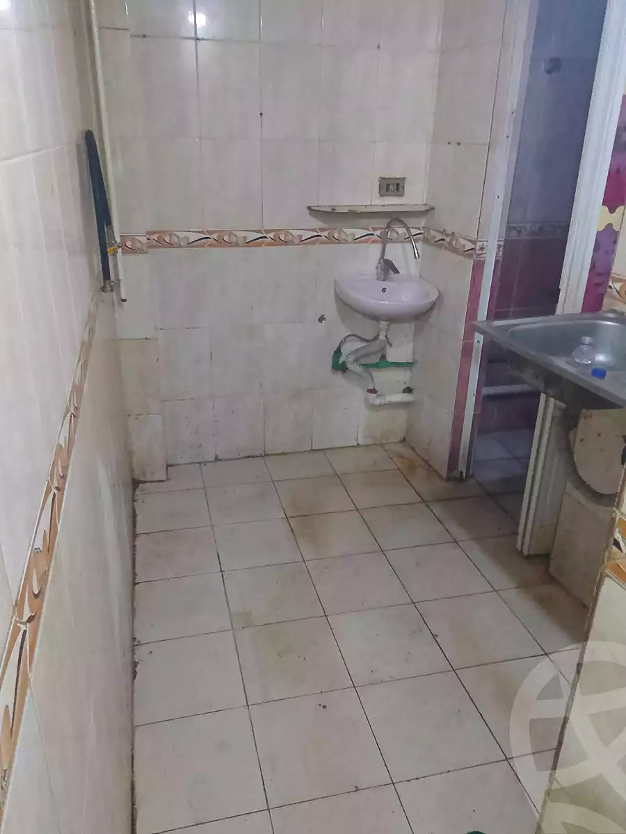 https://aqarmap.com.eg/ar/listing/7115935-for-sale-cairo-shoubra-ltr-lbwlqy