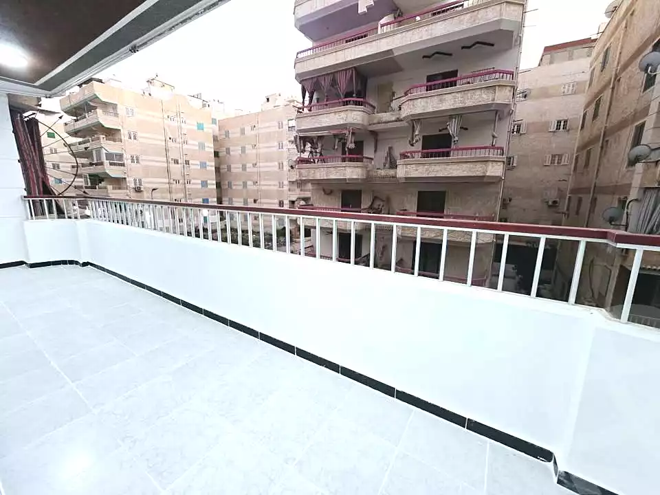 https://aqarmap.com.eg/ar/listing/7115993-for-sale-alexandria-al-agamy-shataa-el-nakheel