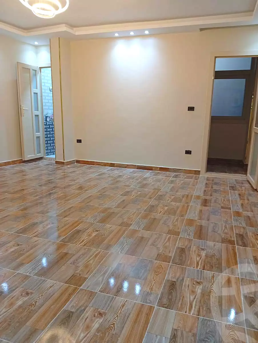 https://aqarmap.com.eg/ar/listing/7116079-for-sale-alexandria-al-agamy-lbytsh-mohamed-el-fardi-st