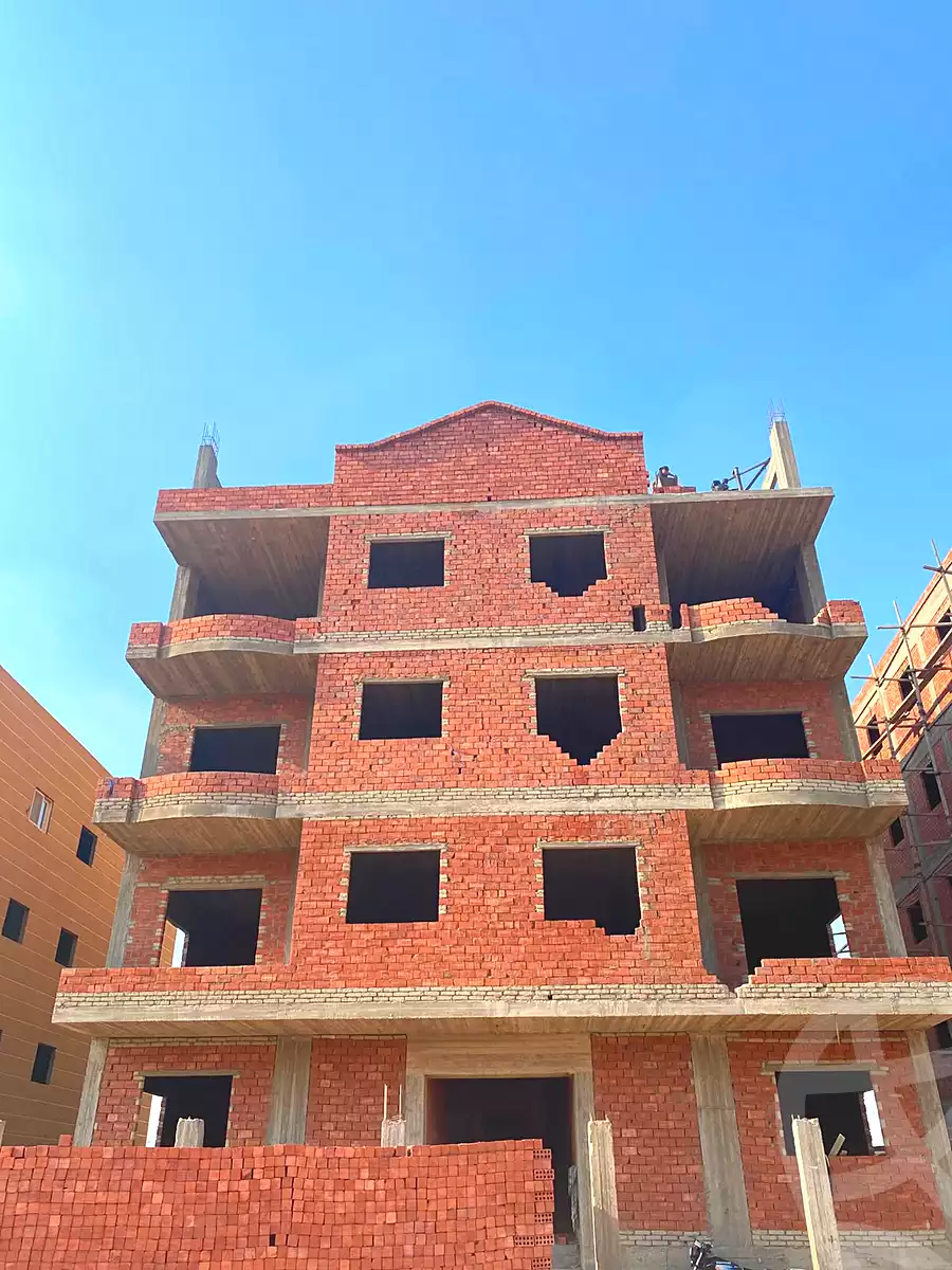 https://aqarmap.com.eg/ar/listing/7116134-for-sale-cairo-al-oubour-l-bwr-ljdyd-byt-lwtn