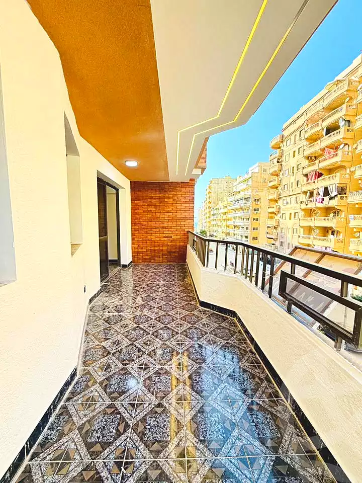https://aqarmap.com.eg/ar/listing/7116165-for-sale-alexandria-al-agamy-shataa-el-nakheel