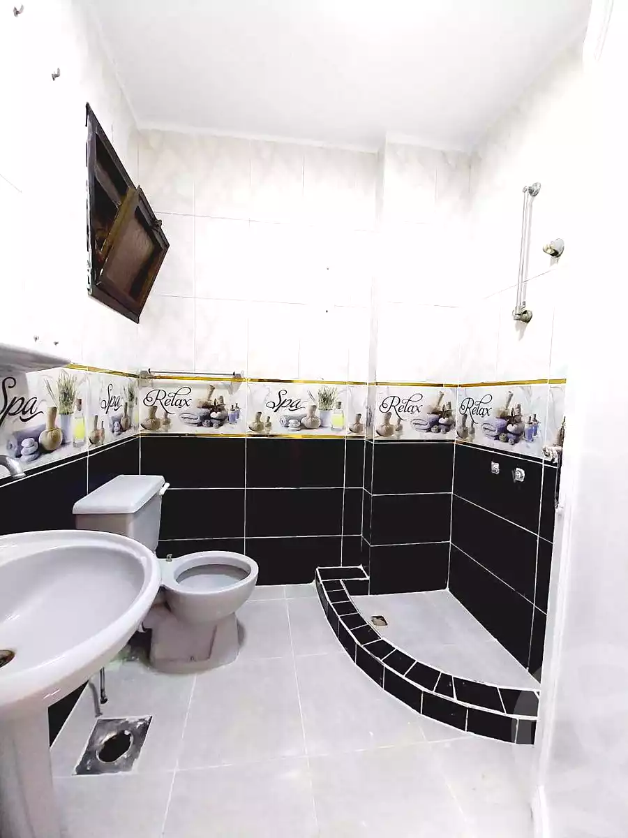 https://aqarmap.com.eg/en/listing/7116170-for-sale-alexandria-al-agamy-shataa-el-nakheel