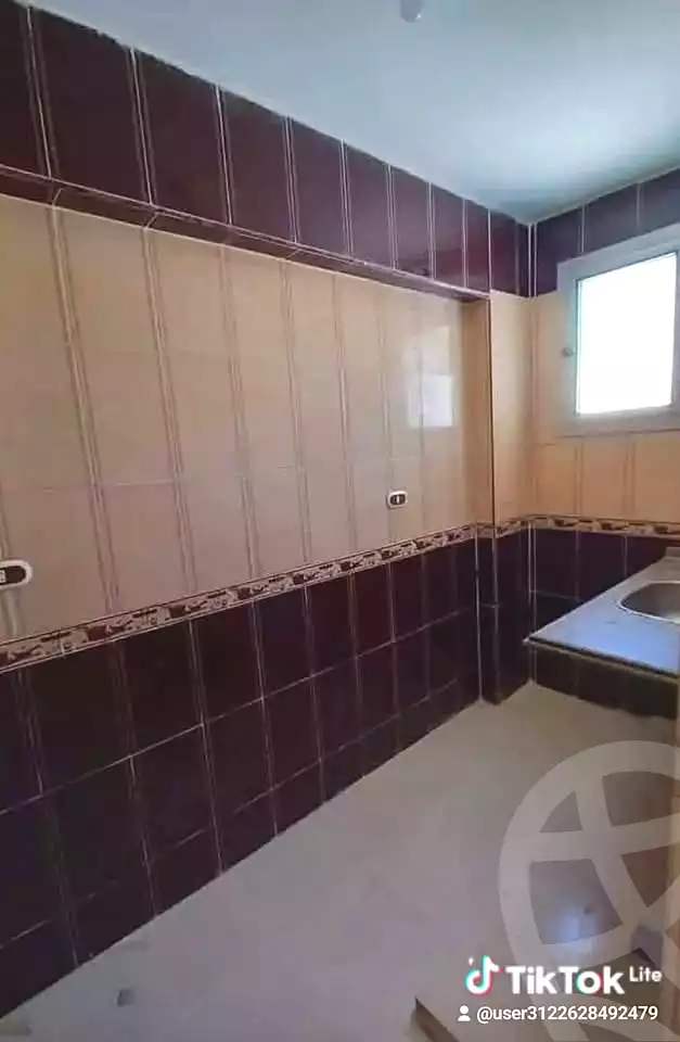https://aqarmap.com.eg/en/listing/7116471-for-sale-alexandria-al-agamy-lbytsh-el-hanafeya-st