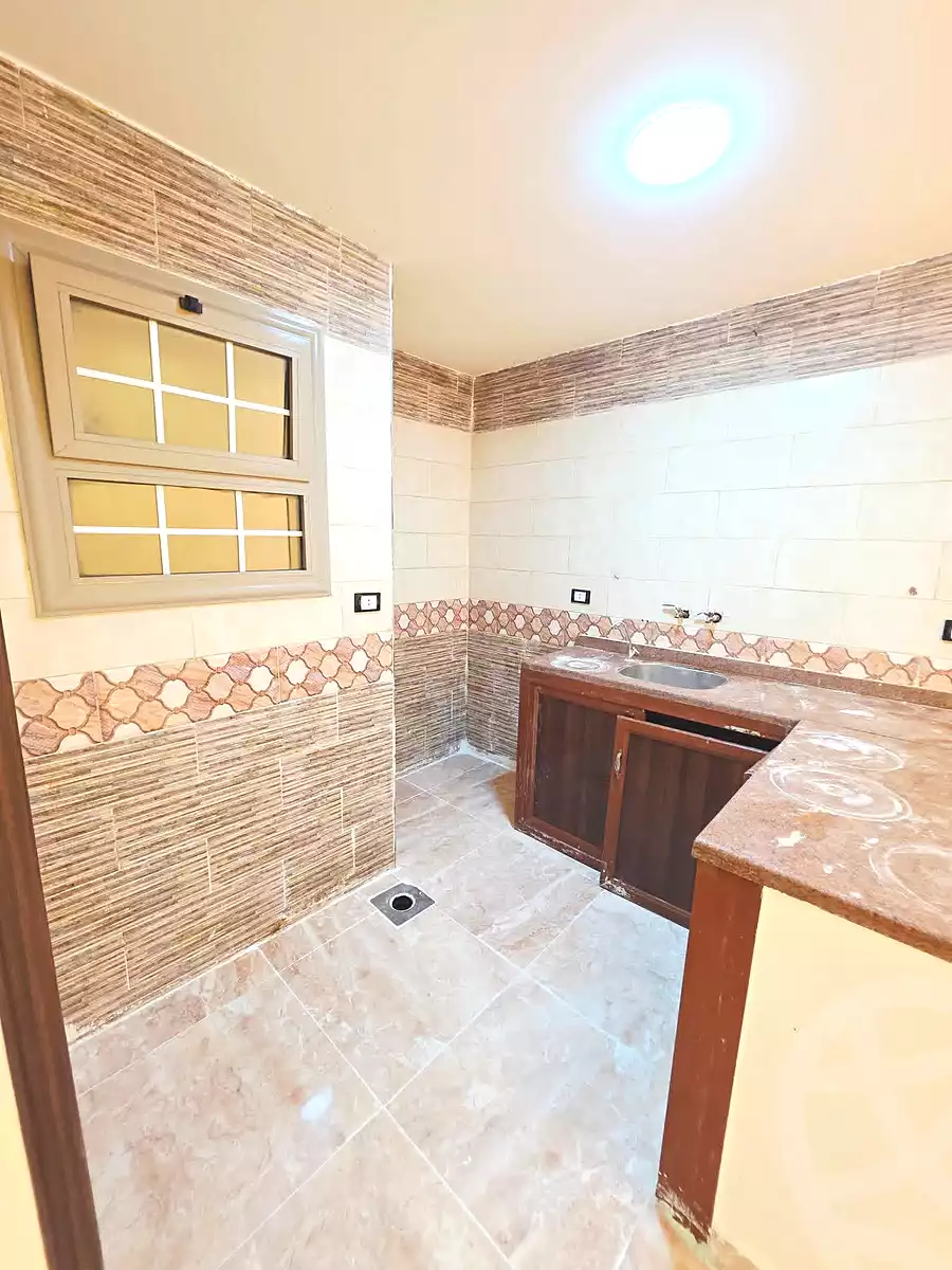 https://aqarmap.com.eg/en/listing/7116845-for-sale-alexandria-al-agamy-shataa-el-nakheel