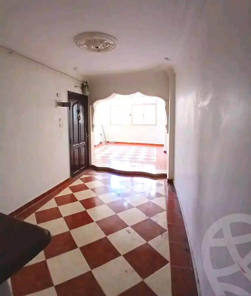https://aqarmap.com.eg/ar/listing/7116964-for-sale-alexandria-lsywf-el-seyouf-qebly-el-salam-st