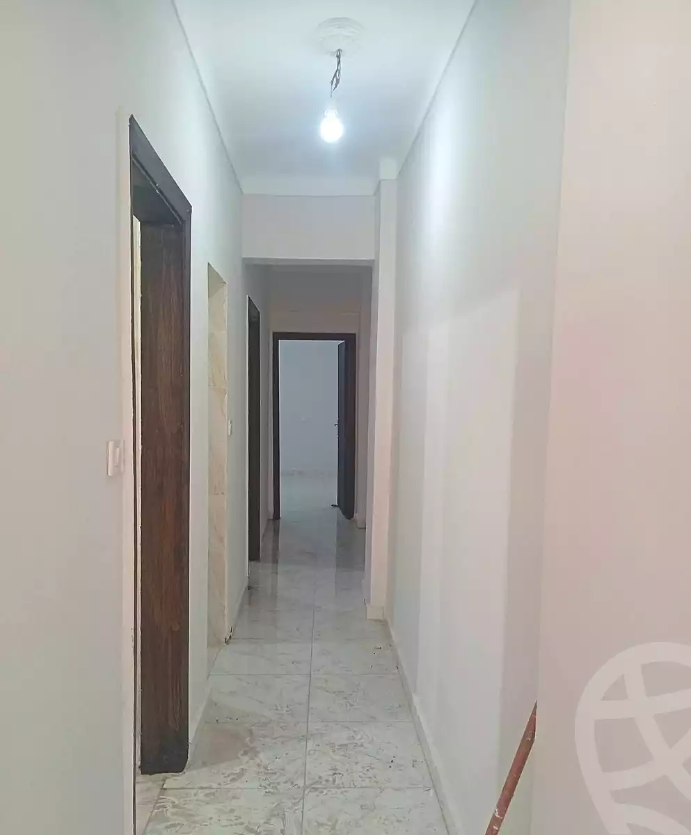 https://aqarmap.com.eg/en/listing/7117013-for-sale-alexandria-lsywf-shamaa