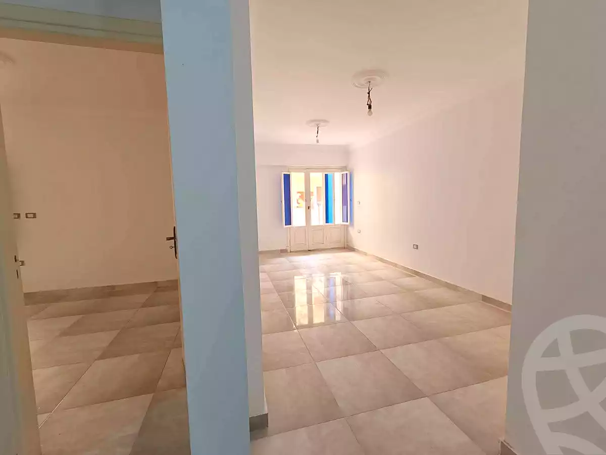 https://aqarmap.com.eg/en/listing/7117276-for-sale-alexandria-al-agamy-el-hanouvel-al-haded-we-al-soulb-st