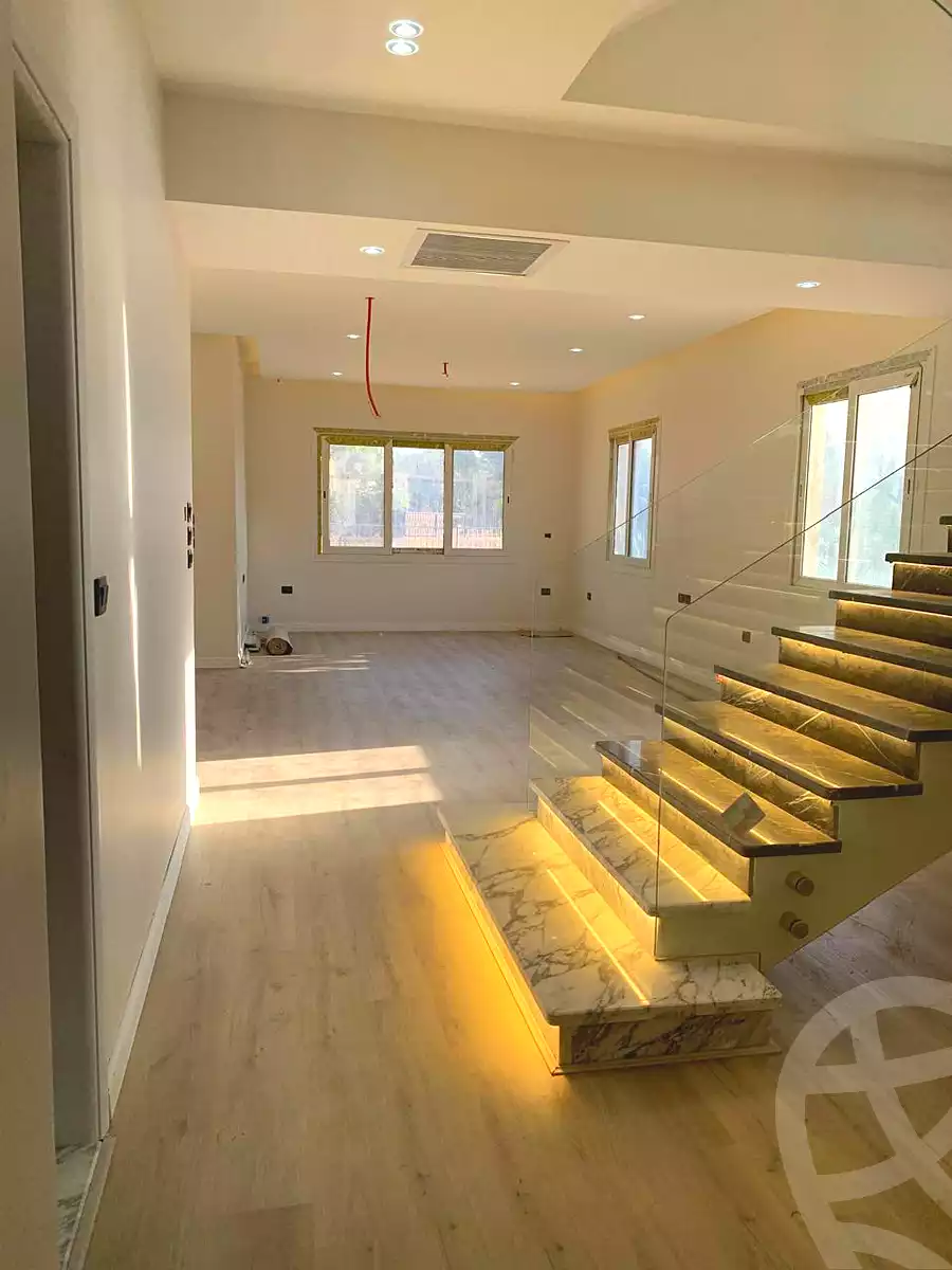 https://aqarmap.com.eg/ar/listing/7117384-for-rent-cairo-new-cairo-compounds-mivida-mivida-parcel