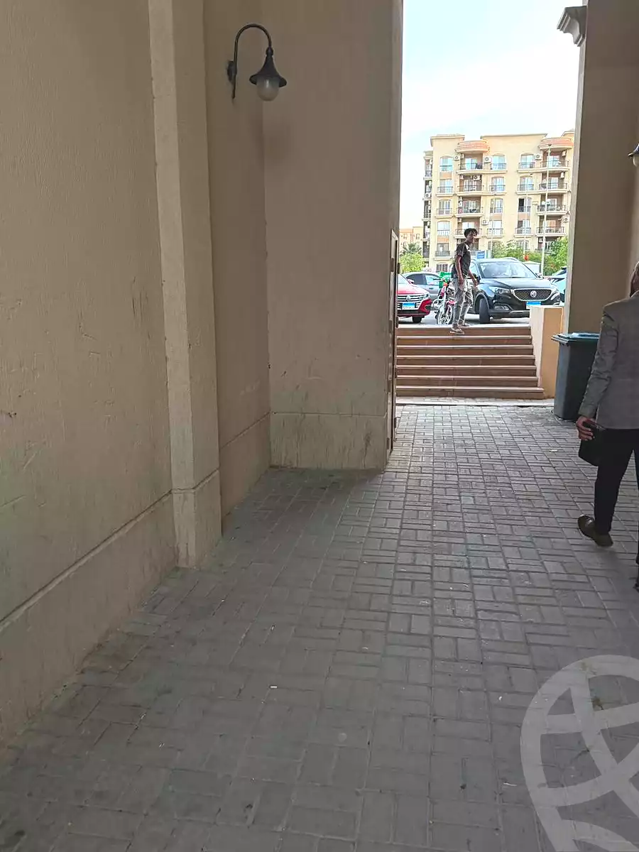 https://aqarmap.com.eg/ar/listing/7117557-for-rent-cairo-new-cairo-lrhb-city-malls-and-markets