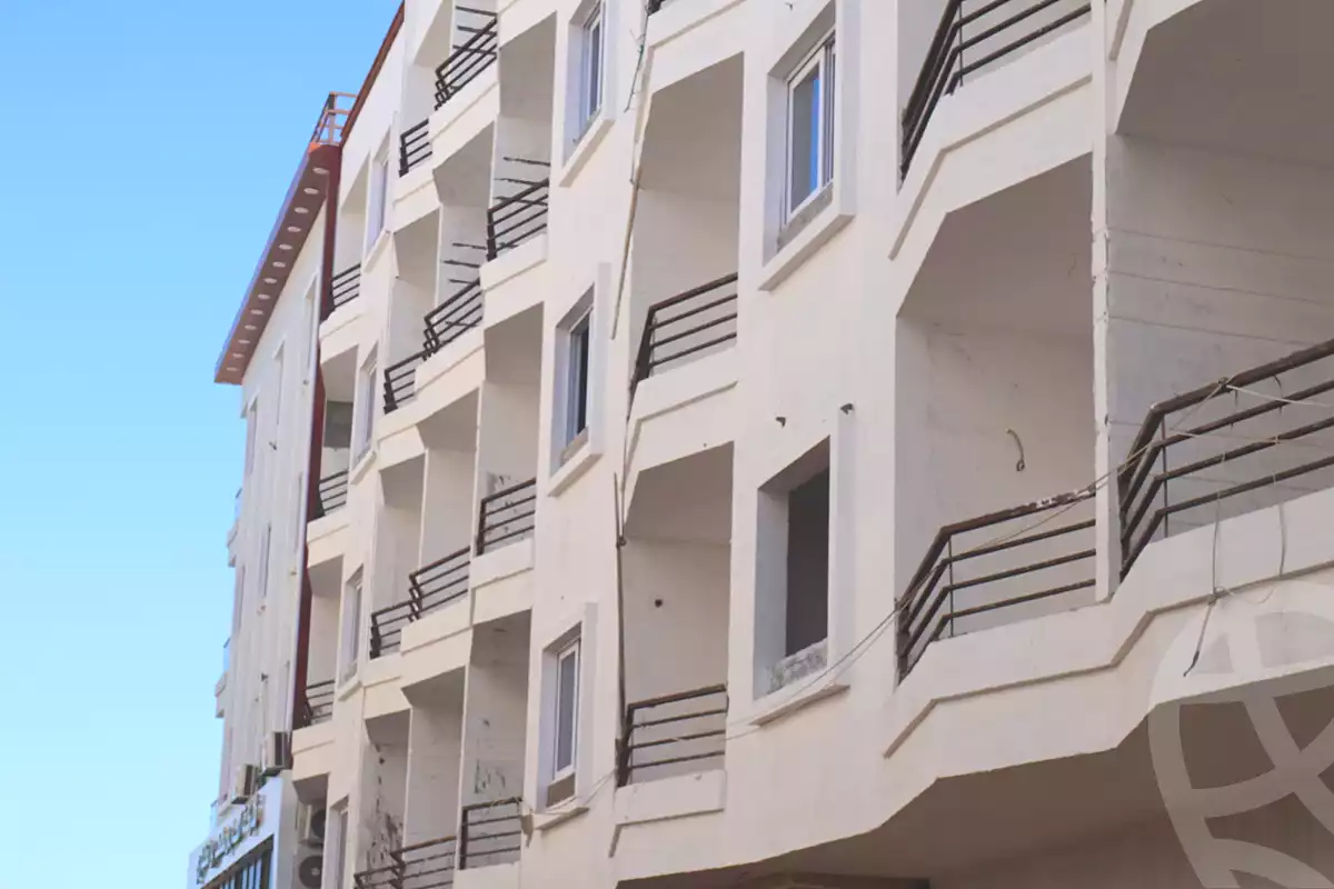 https://aqarmap.com.eg/en/listing/7117466-for-sale-red-sea-hurghada-resorts-grand-rock-resort-al-hares