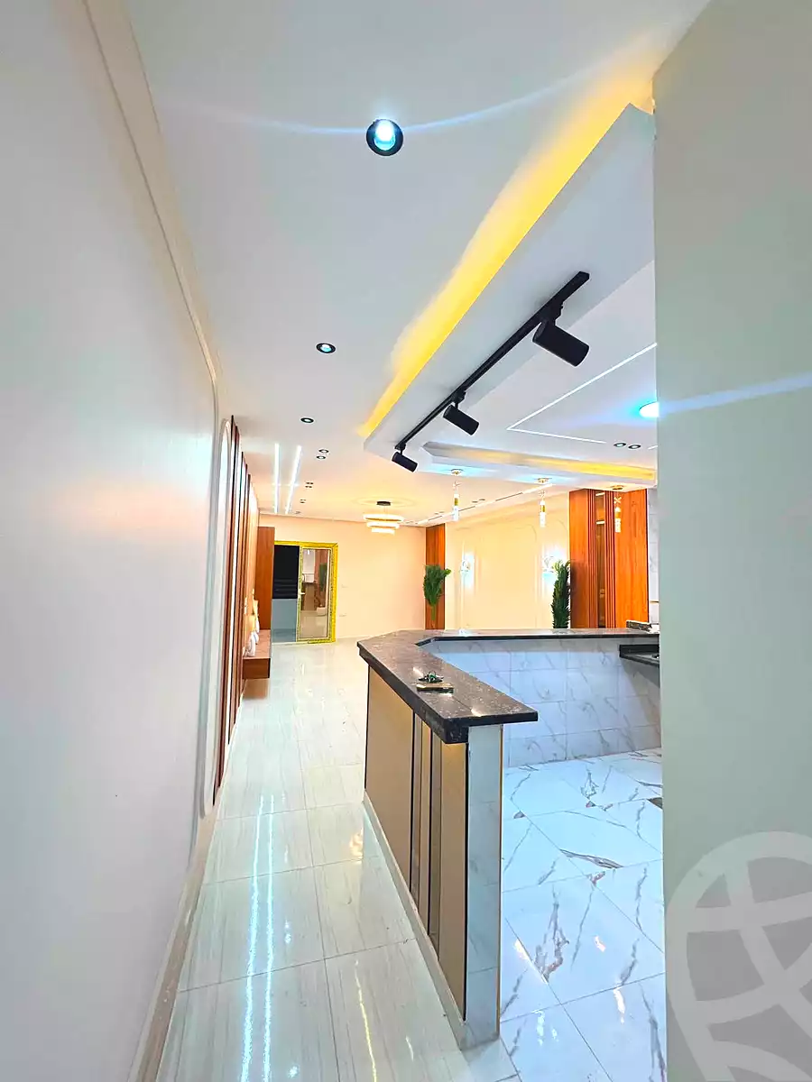 https://aqarmap.com.eg/ar/listing/7118113-for-sale-cairo-el-haram-shareaa-khatem-el-morsalen