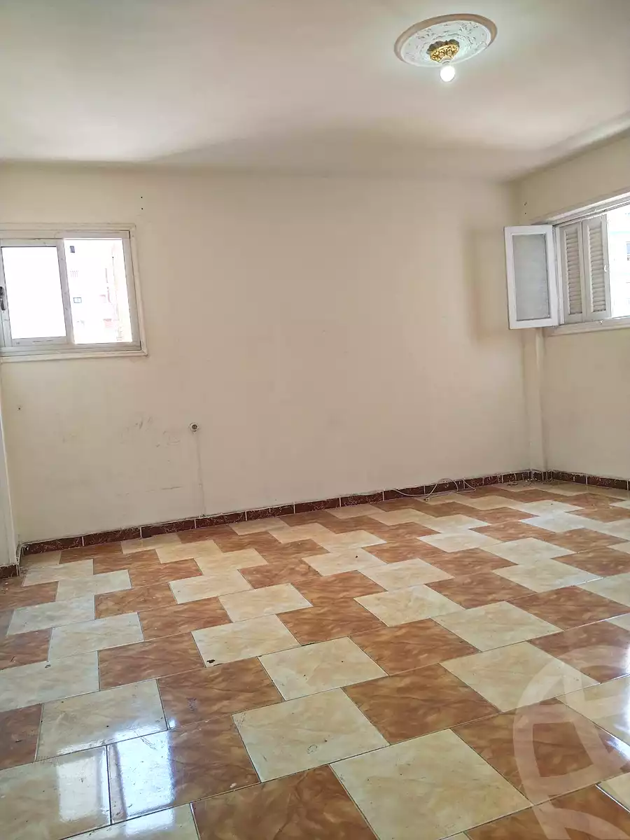 https://aqarmap.com.eg/ar/listing/7118280-for-sale-alexandria-sydy-bshr-sydy-bshr-bhry-shr-mhmd-njyb