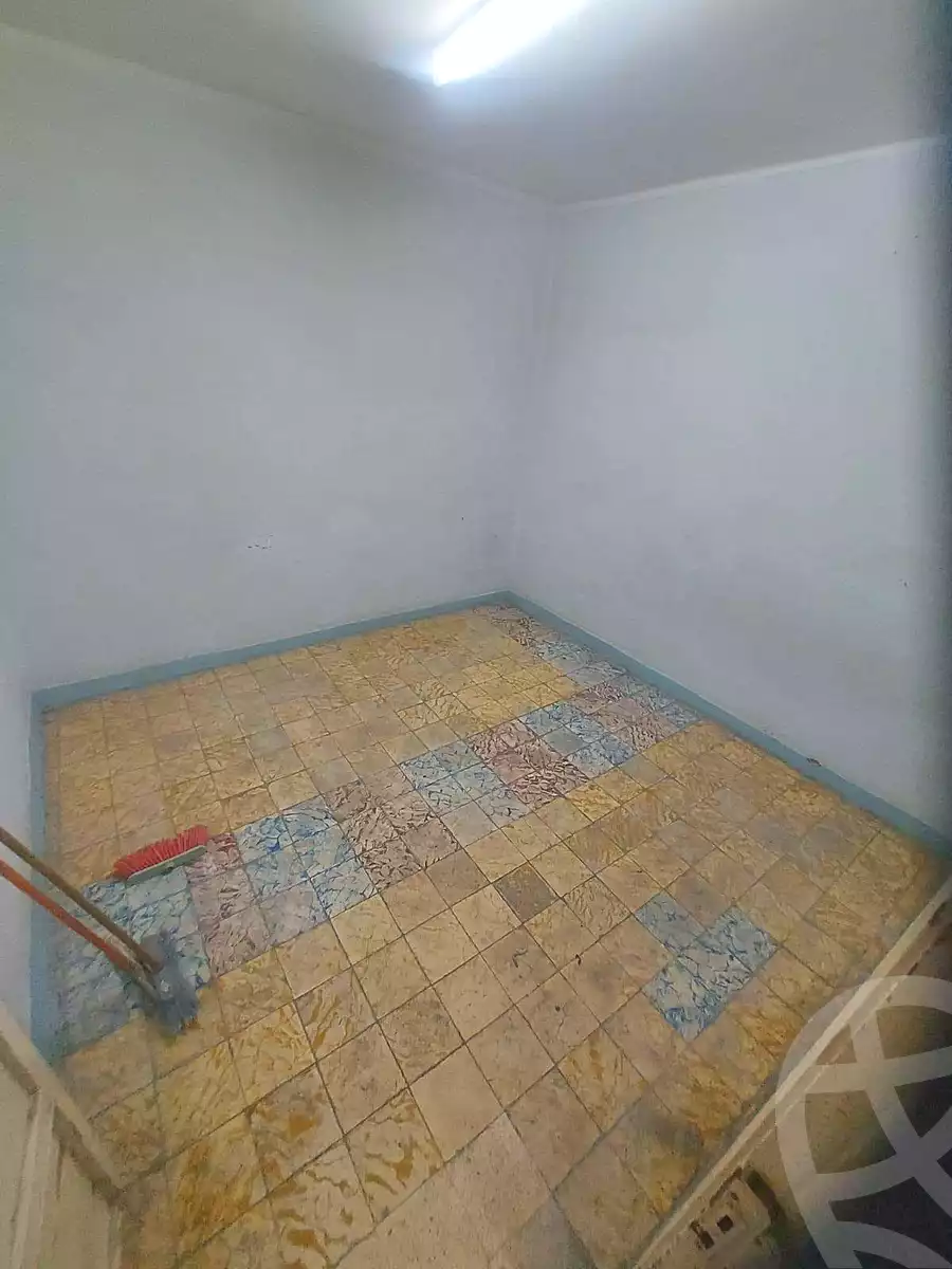 https://aqarmap.com.eg/en/listing/7118453-for-sale-cairo-helwan-sherif-st