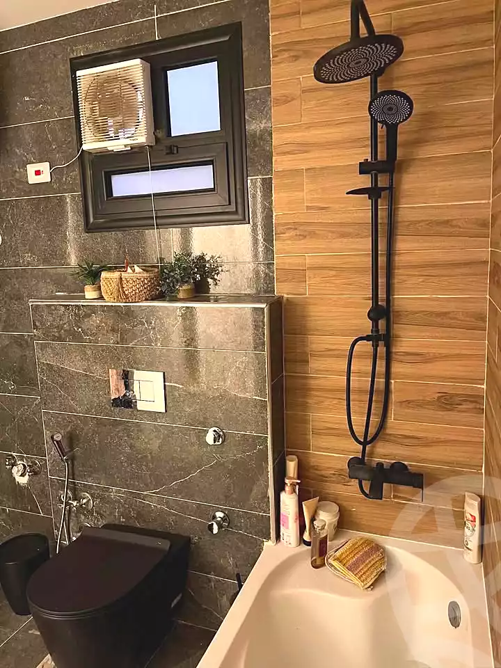 https://aqarmap.com.eg/en/listing/7118502-for-sale-alexandria-al-mamoura-lm-mwr-lshty