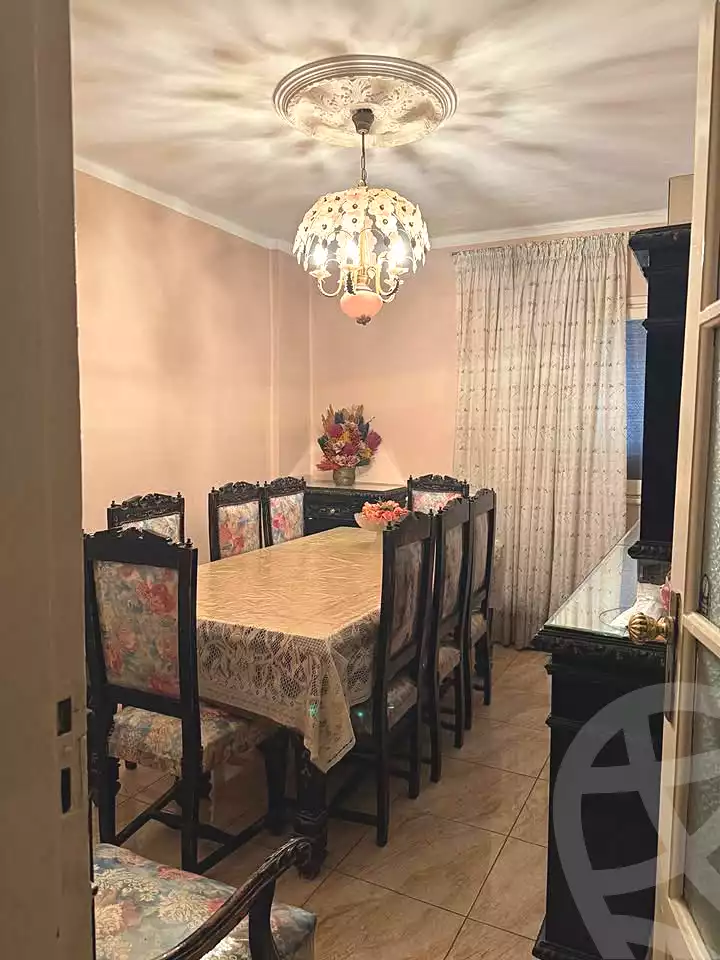 https://aqarmap.com.eg/ar/listing/7118547-for-sale-cairo-hadayek-el-koba-hamamat-el-koba