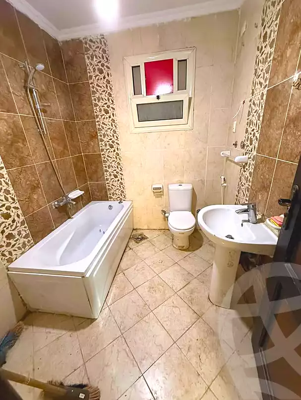 https://aqarmap.com.eg/en/listing/7118567-for-rent-cairo-15th-of-may-dar-misr