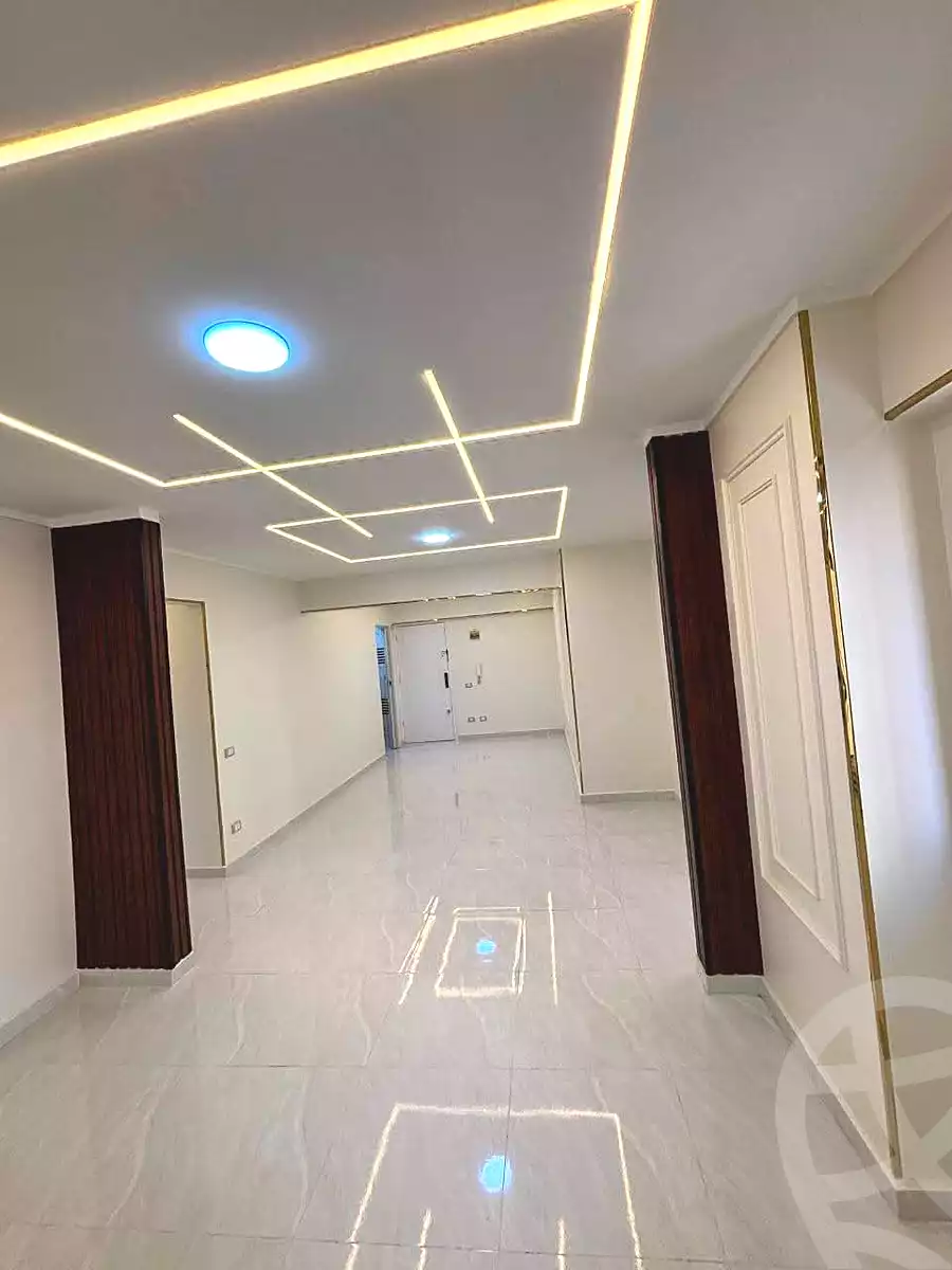 https://aqarmap.com.eg/en/listing/7118587-for-sale-alexandria-miami-mahmoud-el-isawy-st