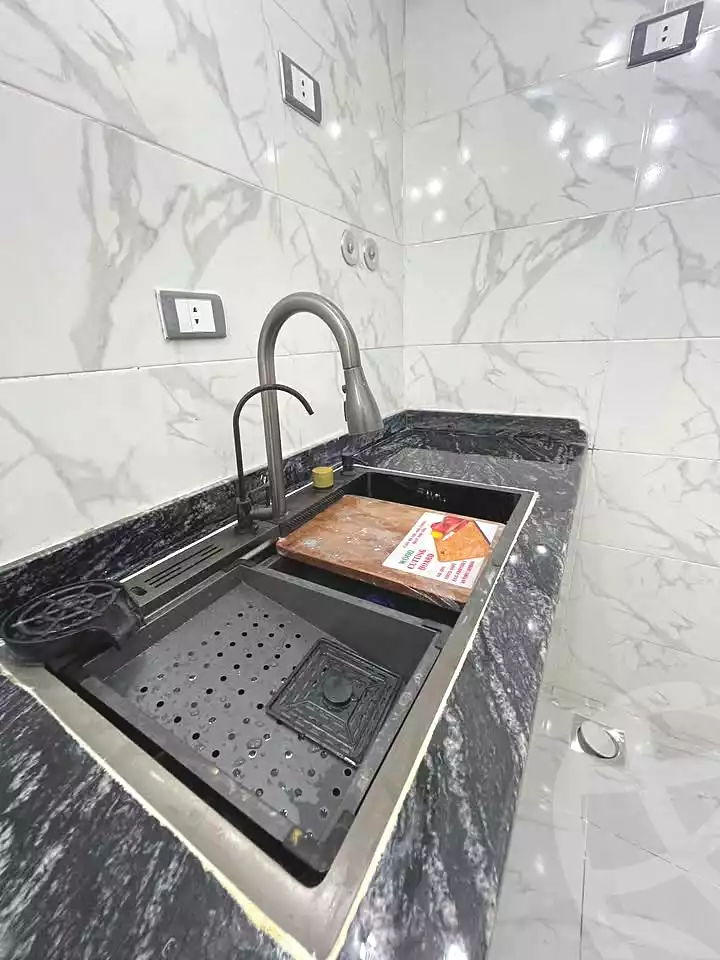 https://aqarmap.com.eg/ar/listing/7118641-for-sale-alexandria-al-agamy-lbytsh-bianchiii-el-bashwat-st