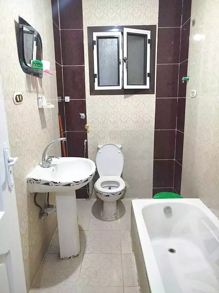 https://aqarmap.com.eg/en/listing/7118647-for-sale-alexandria-al-agamy-lbytsh-shahr-al-assal-st