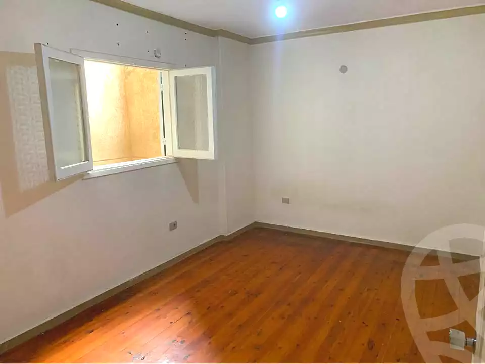https://aqarmap.com.eg/ar/listing/7118844-for-rent-alexandria-ganaklis