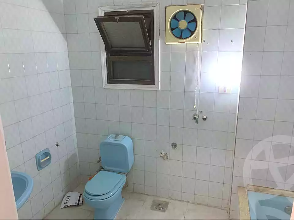 https://aqarmap.com.eg/ar/listing/7118844-for-rent-alexandria-ganaklis