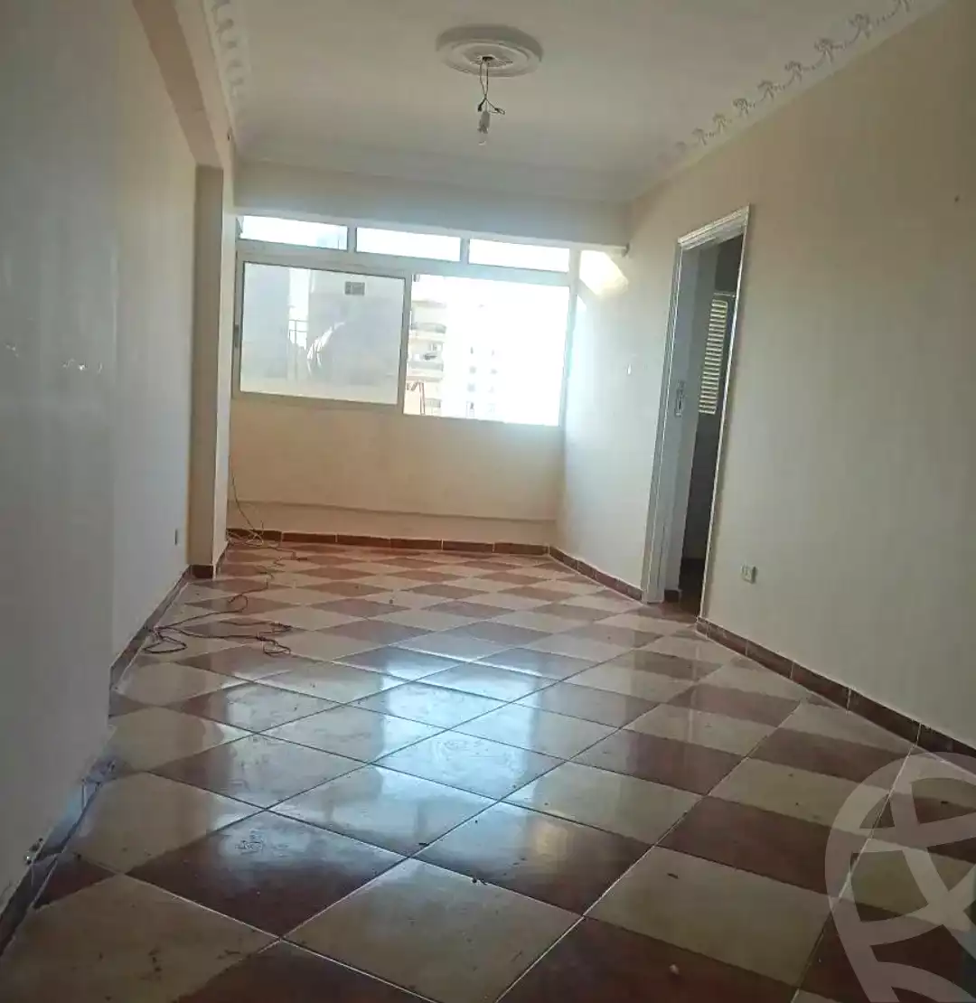 https://aqarmap.com.eg/ar/listing/7119117-for-sale-alexandria-sydy-bshr-sydy-bshr-bhry-shr-mhmd-njyb