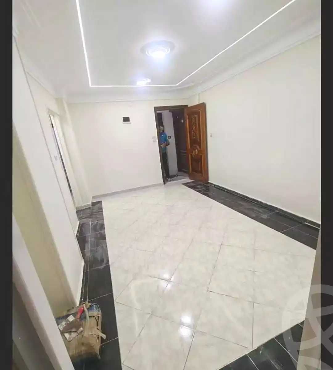 https://aqarmap.com.eg/en/listing/7119337-for-sale-alexandria-al-agamy-el-hanouvel-el-shaheed-ahmed-hamdy-st
