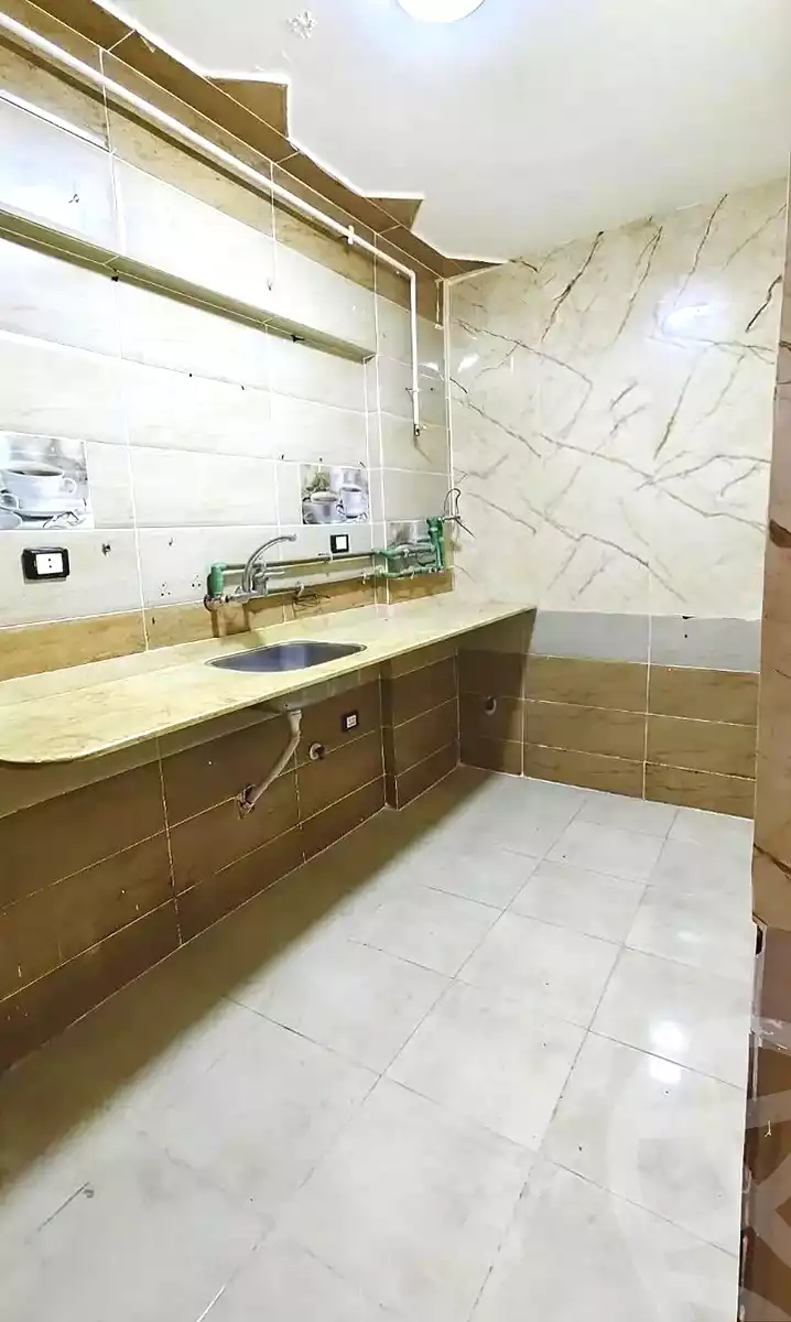 https://aqarmap.com.eg/ar/listing/7119398-for-sale-alexandria-al-agamy-el-hanouvel