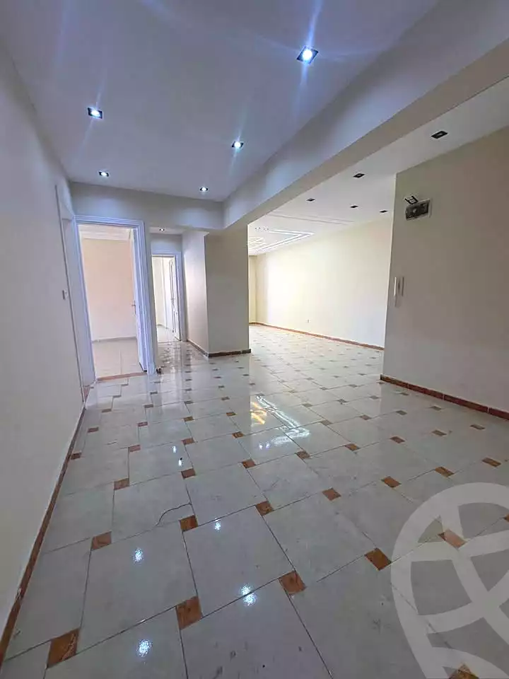 https://aqarmap.com.eg/ar/listing/7119456-for-sale-alexandria-sydy-bshr-sydy-bshr-bhry-gamal-abd-el-nasir-st