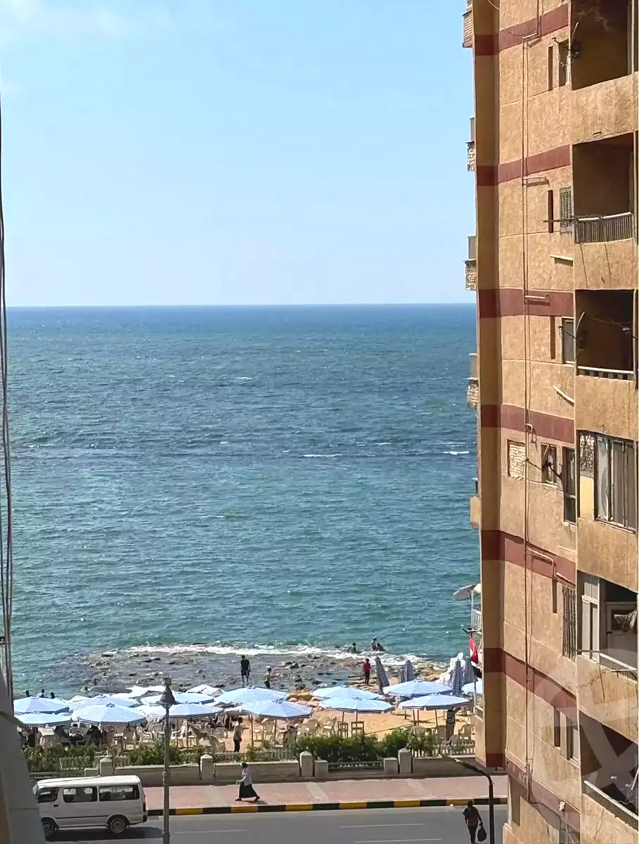 https://aqarmap.com.eg/ar/listing/7119679-for-sale-alexandria-el-asafra-sadiqat-al-ketab-al-moqadas-st