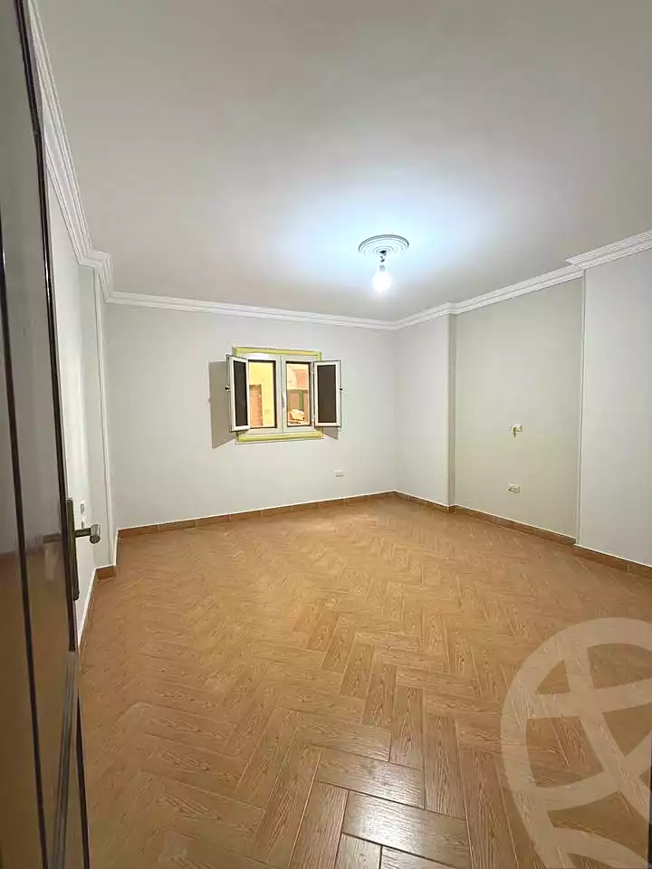 https://aqarmap.com.eg/ar/listing/7119691-for-sale-cairo-heliopolis-gesr-elsuez-ibn-sender-square