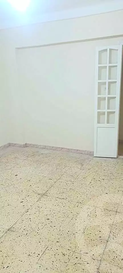 https://aqarmap.com.eg/en/listing/7119826-for-sale-alexandria-sydy-bshr-shr-mlk-hfny