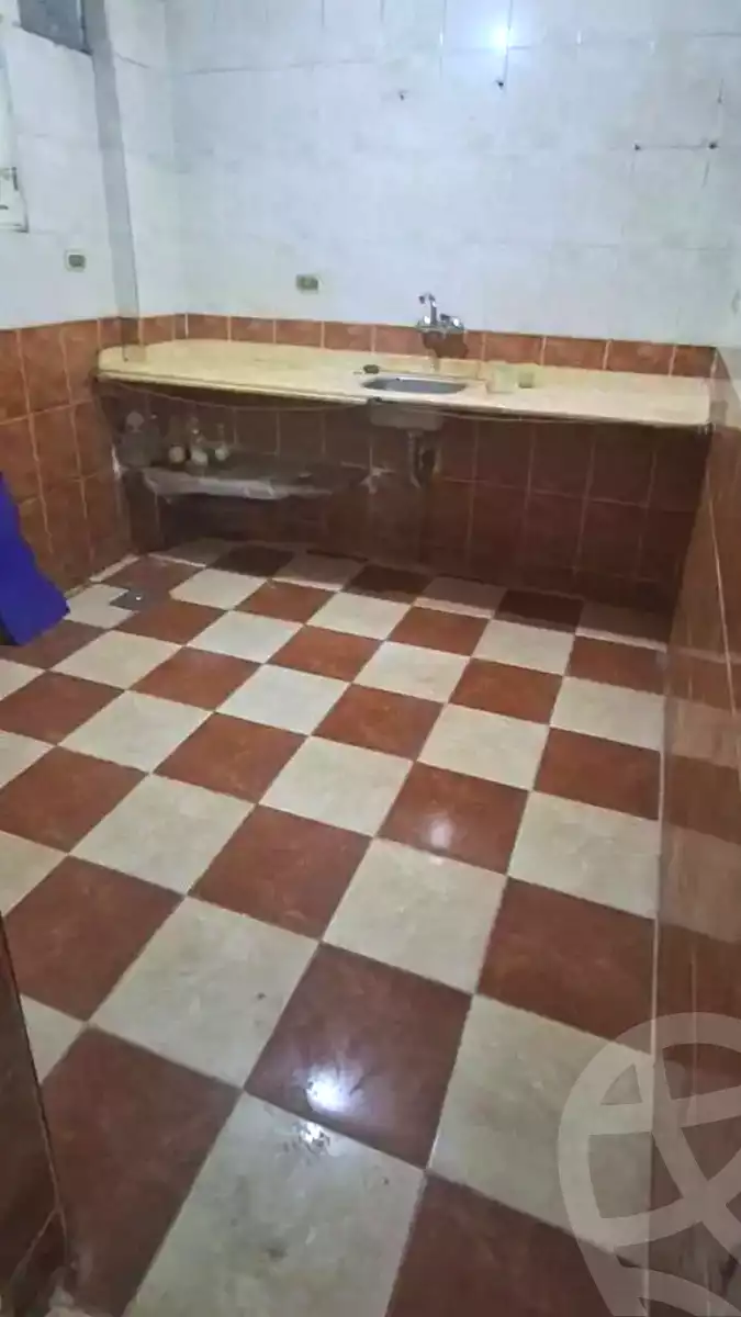 https://aqarmap.com.eg/ar/listing/7119917-for-sale-alexandria-al-agamy-lbytsh-el-hay-st