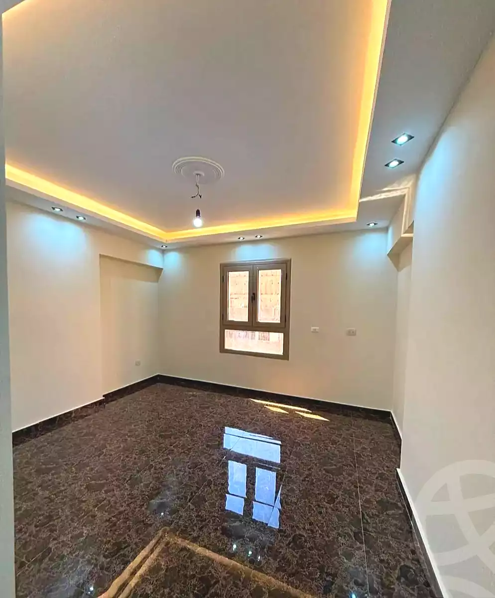 https://aqarmap.com.eg/ar/listing/7120008-for-sale-alexandria-sydy-bshr-sydy-bshr-bhry-shr-khld-bn-lwlyd