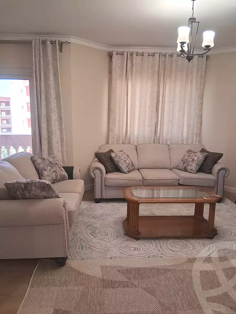 https://aqarmap.com.eg/en/listing/7120070-for-rent-cairo-new-cairo-compounds-zohour-life-compound