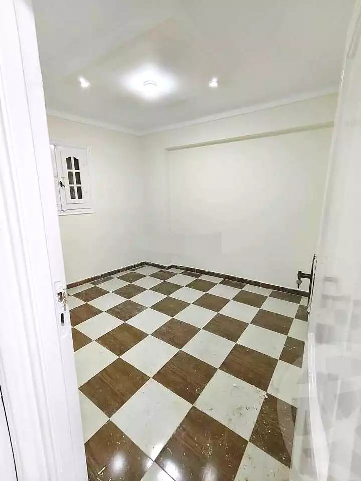 https://aqarmap.com.eg/ar/listing/7120267-for-sale-alexandria-lsywf-el-falki