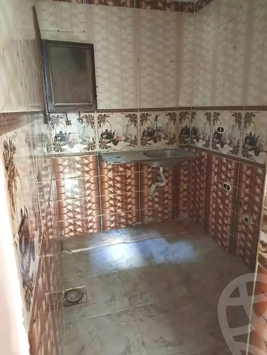 https://aqarmap.com.eg/en/listing/7120290-for-sale-alexandria-al-agamy-el-hanouvel-el-kholafaa-el-rashdeen-st