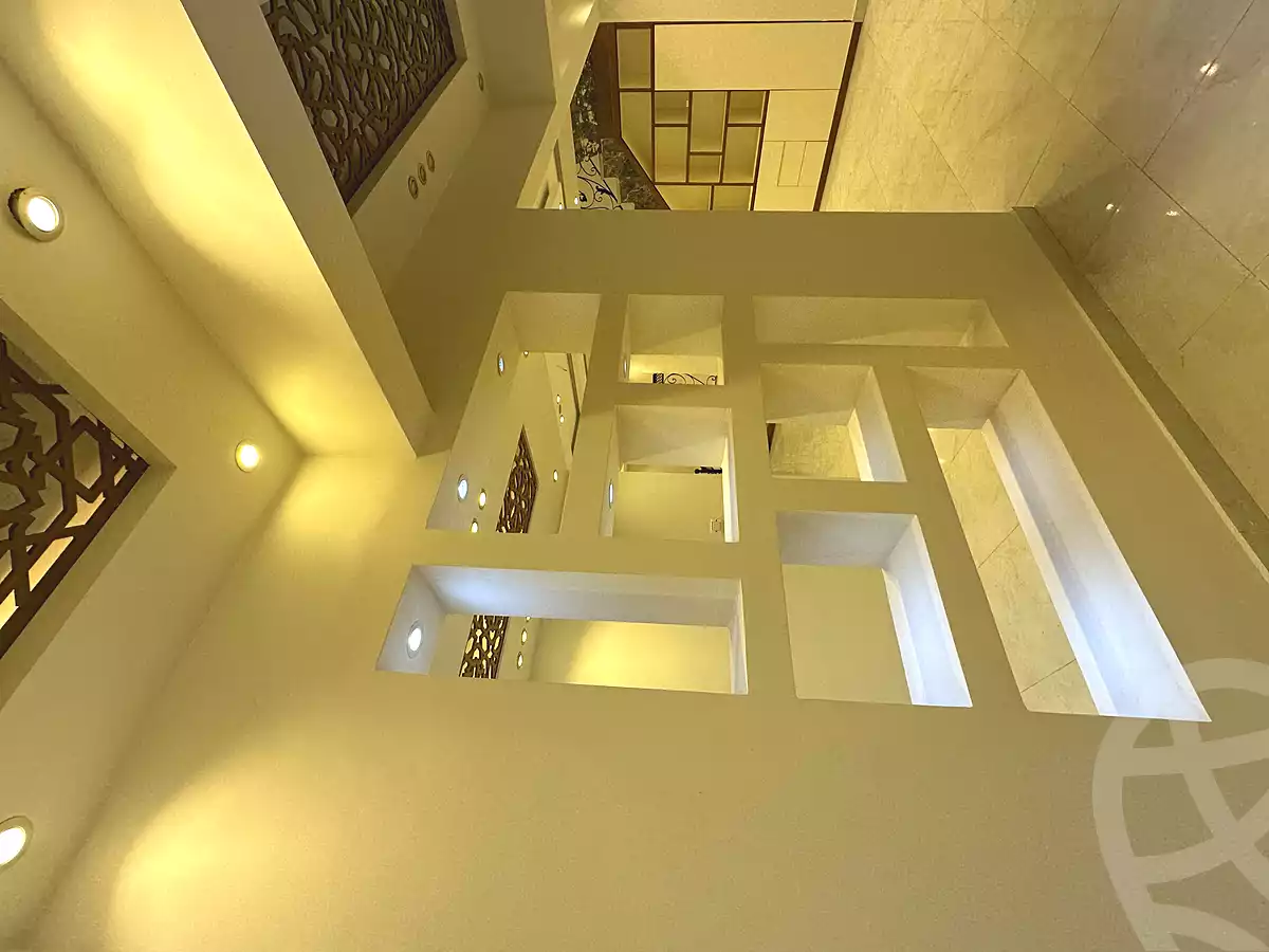 https://aqarmap.com.eg/ar/listing/7099373-for-sale-cairo-el-sheikh-zayed-city-el-hay-el-khames-lhy-lkhms